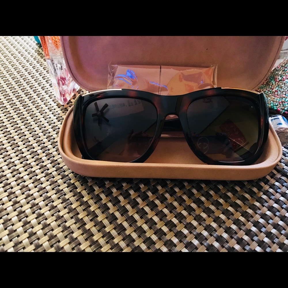 Brand New authentic Chloé Sunglasses .